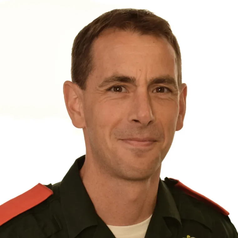Dr Chris Grant